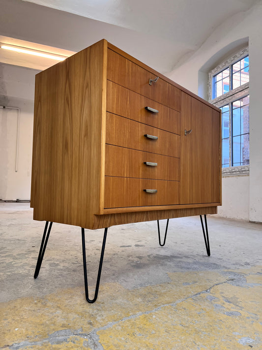 Kommode Typ 605 mit Schubladen auf Hairpinlegs von Herbert Eilenberg für Hellerau