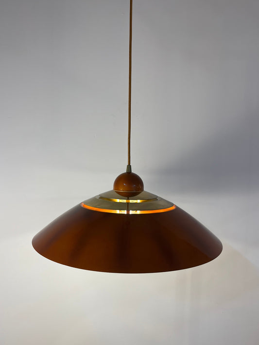 Hängelampe orange Messing aus Belgien