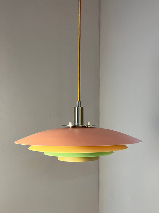 Lamellenlampe neu lackiert peach gelb mint aus Dänemark