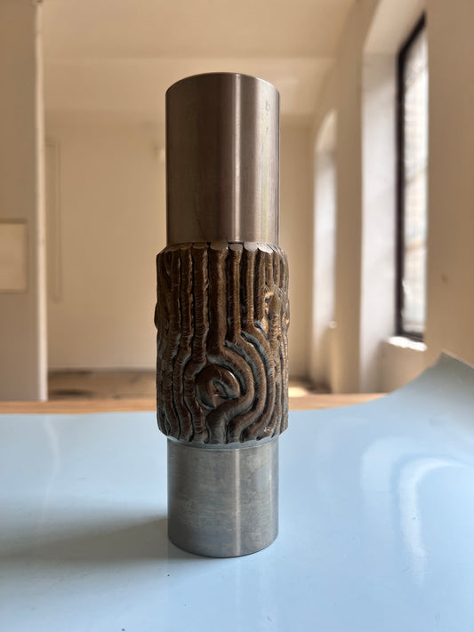 Brutalistische Vase silber Edelstahl 70er