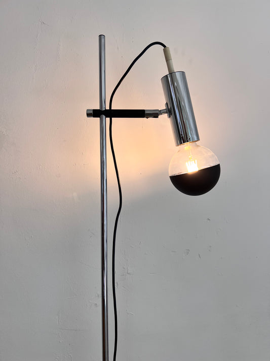 Stehlampe Chrom von STAFF