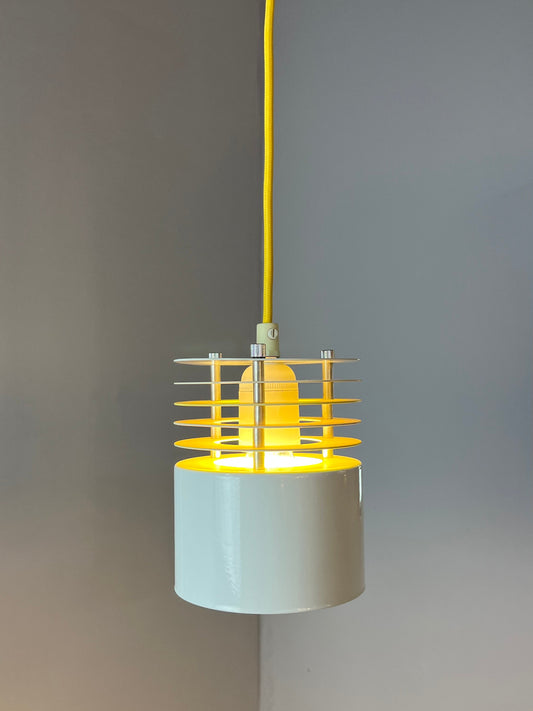 Hängelampe neu lackiert weiß gelb