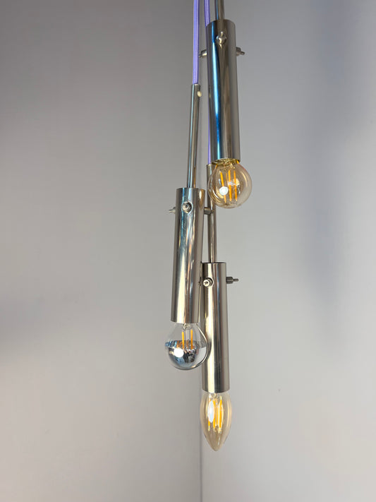 Hängelampe Chrom mit variablem Leuchtmittel