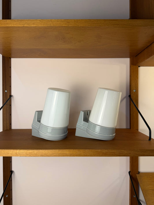 Set: 2x Wandlampe Modell 6070 weiß Sigvard Bernadotte für Ifö