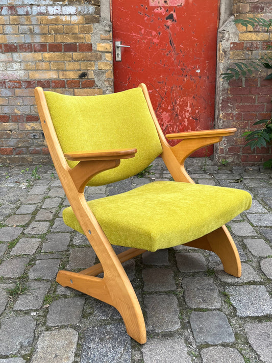 Sessel Z grün neu gepolstert