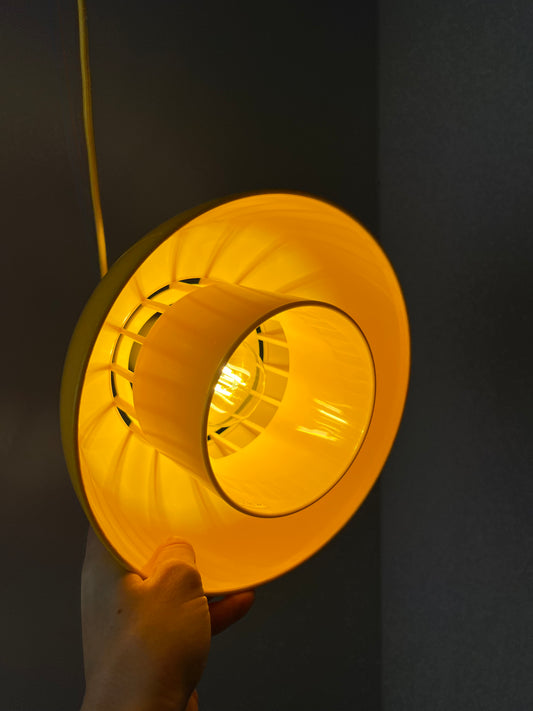 Hängelampe Minisol gelb von K. Kewo für Nordisk Solar