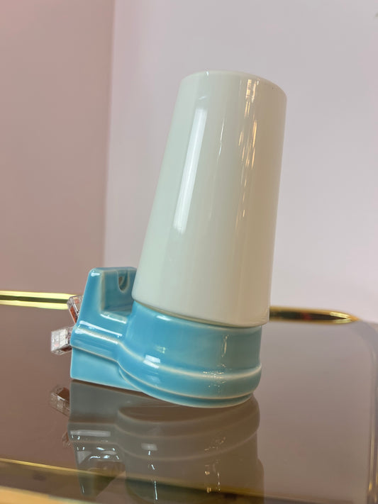Wandlampe Modell 6080 hellblau Sigvard Bernadotte für Ifö