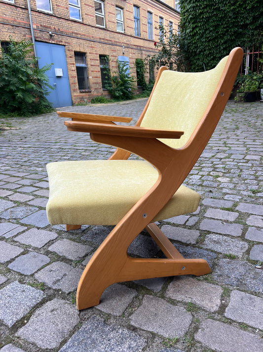 Sessel Z limettengrün neu gepolstert