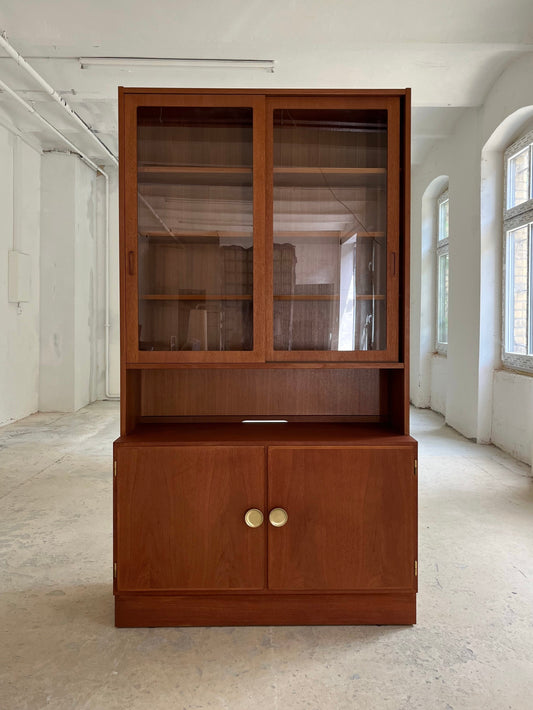 Vitrine Teak mit Schiebetüren von Hundevad