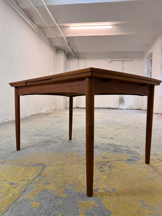 Ausziehbarer Esstisch Teak aus Dänemark