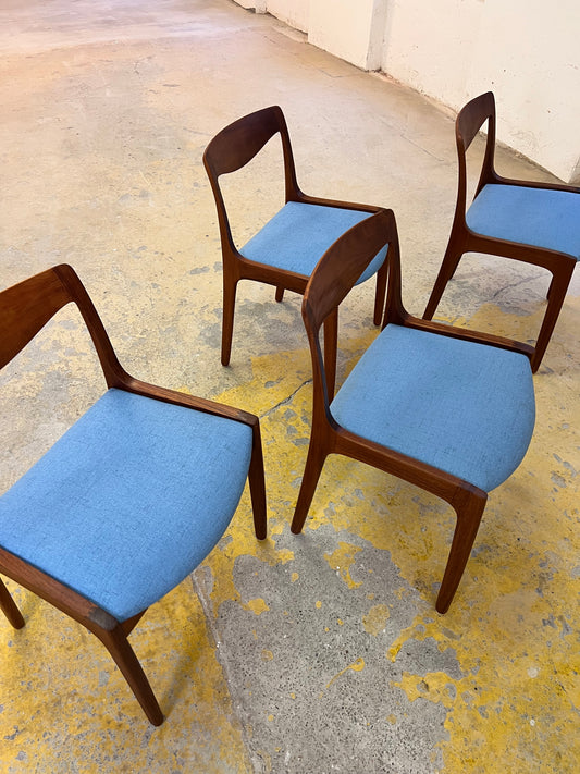 Set: 4x Polsterstuhl hellblau Teak von Vilhelm Wohlert für Poul Jeppesen's Möbelfabrik von 1956
