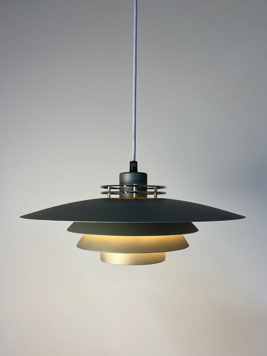 Lamellenlampe Modell DE-LUX grau von Design Light