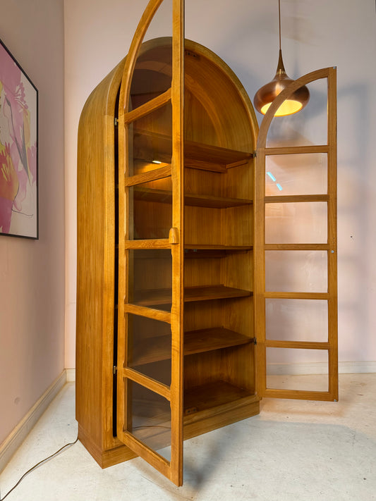 Rundbogen Vitrine Teak von Dyrlund