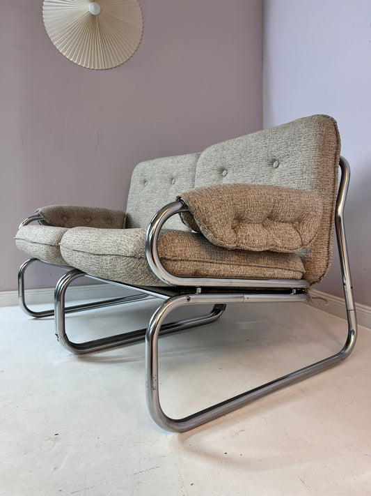 Zweisitzer Sofa Halina von Hellerau