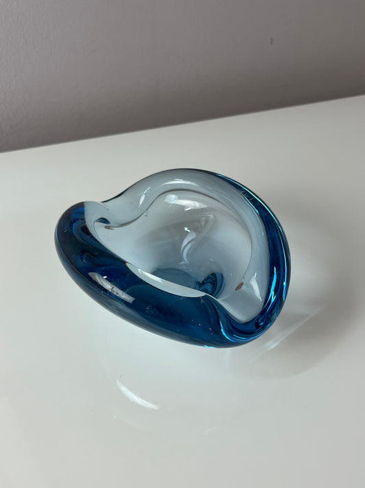 Aschenbecher hellblau Glas