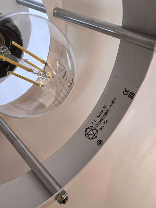 Hängelampe weiß von C.F. Möller Architects für Nordisk Solar