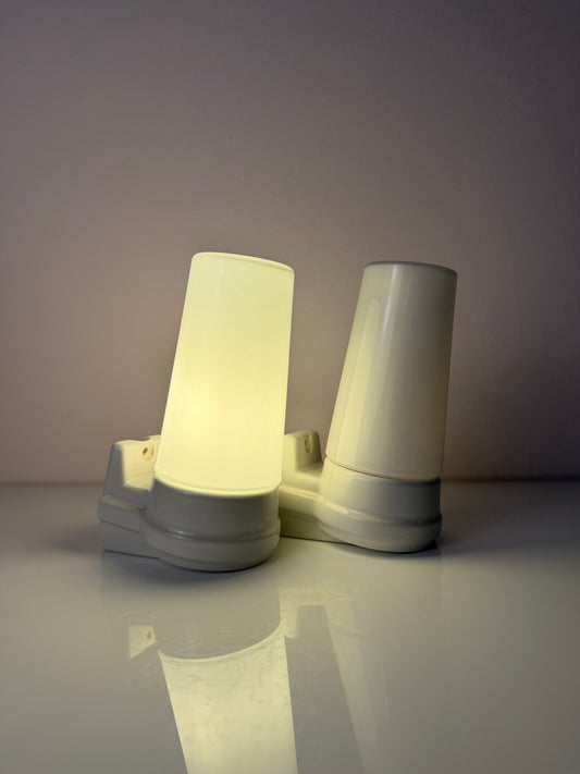 Set: 2x Wandlampe Modell 6080 weiß von Sigvard Bernadotte für Ifö