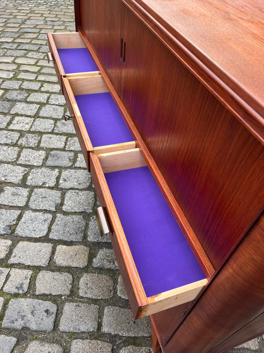 Highboard Teak mit Jalousietüren aus Dänemark