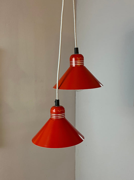Hängelampe rot Metall aus Dänemark