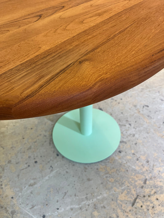 Ovaler Esstisch Teak mit neuem Tischgestell Glostrup