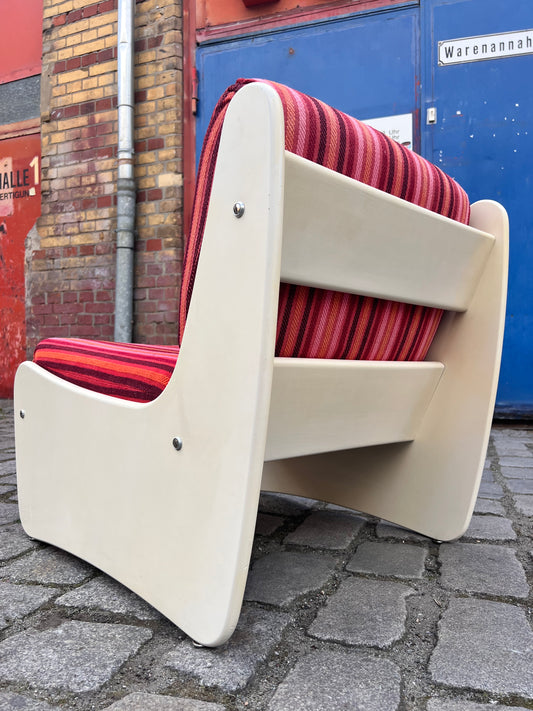 Sessel 70er pink gestreift