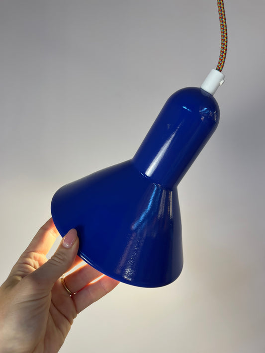 Trichterlampe Typ 4995 königsblau von Lyfa