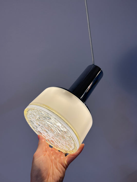 Hängelampe weiß Glas Chrom aus den Niederlanden