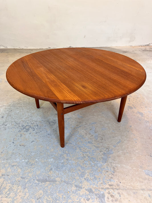 Runder Couchtisch Teak von Niels Bach