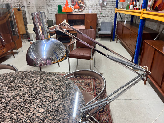 Louis Poulsen Schreibtischlampe mit Klemme