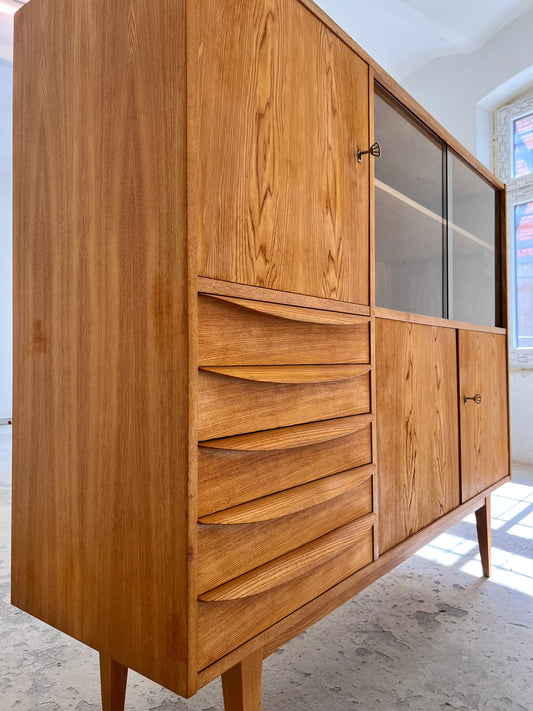 Highboard / Wohnzimmerschrank Typ 602/G Esche von Hellerau aus 1959