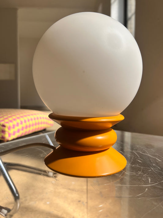 Tischlampe gelb Opalglas von Temde