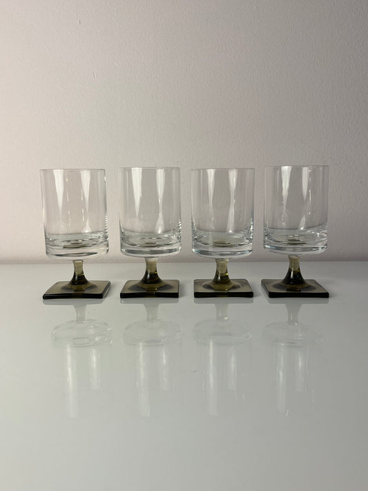 Set: 4x Weinglas Modell Berlin mit Rauchfuß von Georg Jensen für Rosenthal