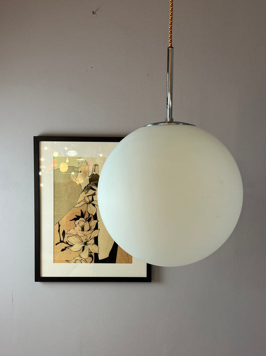 Kugellampe weiß Chrom von Glashütte Limburg