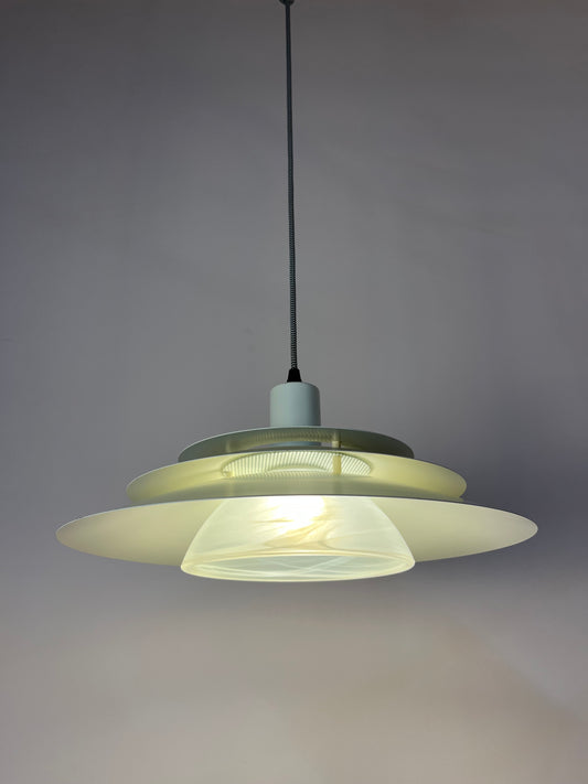 Lamellenlampe weiß mit marmorierter Glaslamelle von Jeka