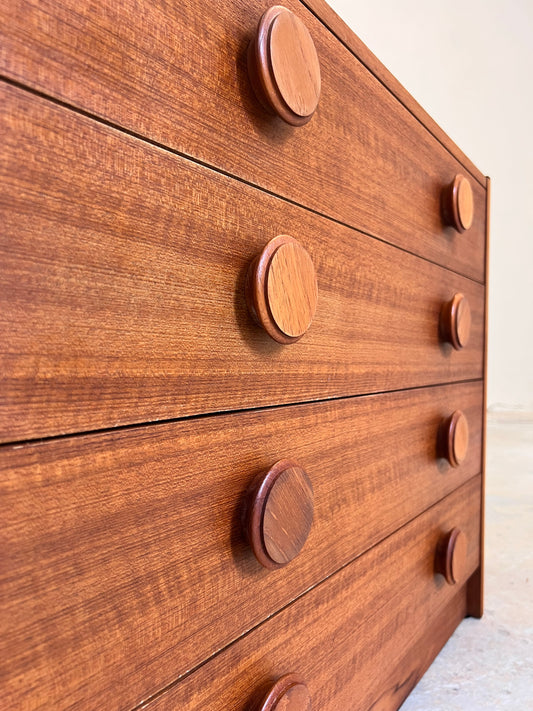 Kommode Teak mit runden Griffen aus Dänemark