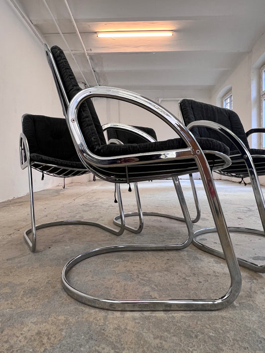 Freischwinger grau Cord Chrom von Gastone Rinaldi