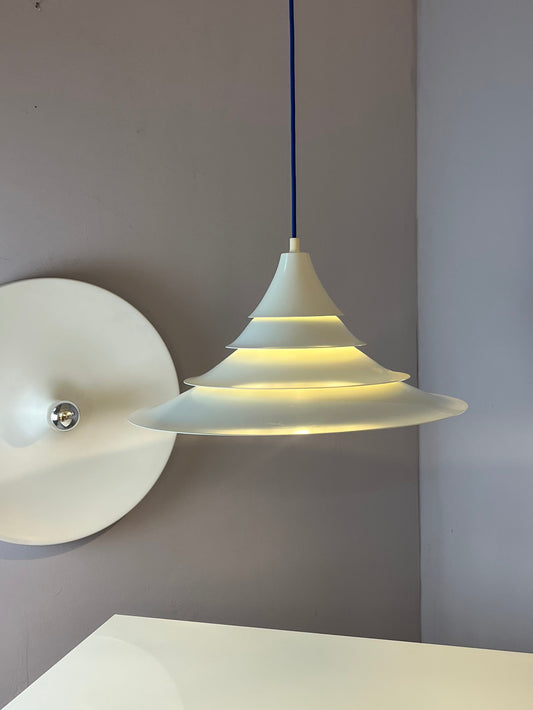 Hängelampe Pagode weiß von Ricardoni für Nordisk Solar