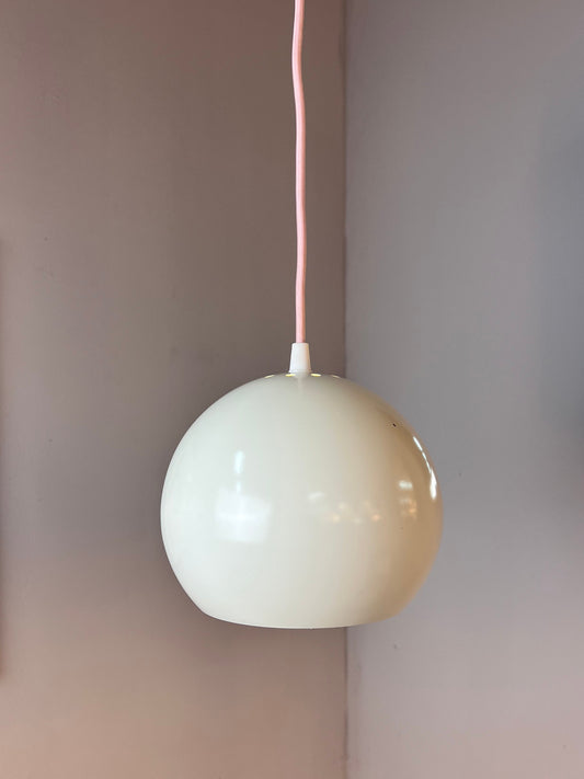 Kugellampe weiß aus Dänemark