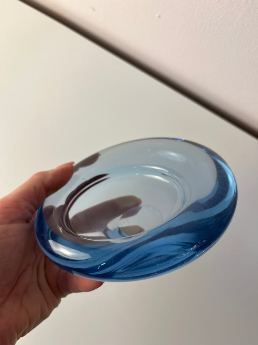 Schale hellblau Glas von Per Lütken von Holmegaard