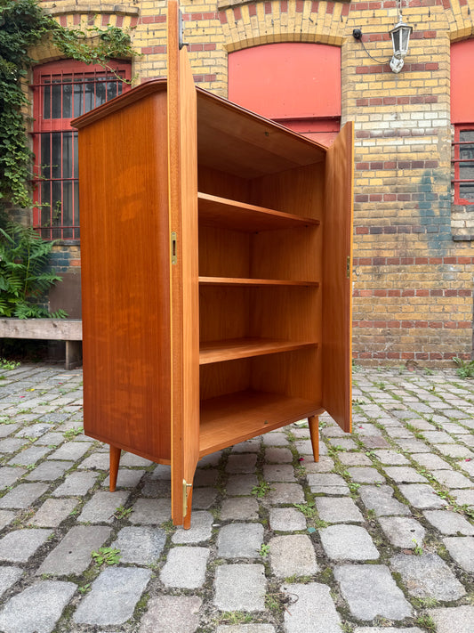 Wäscheschrank Ahorn & Nussbaum aus Deutschland