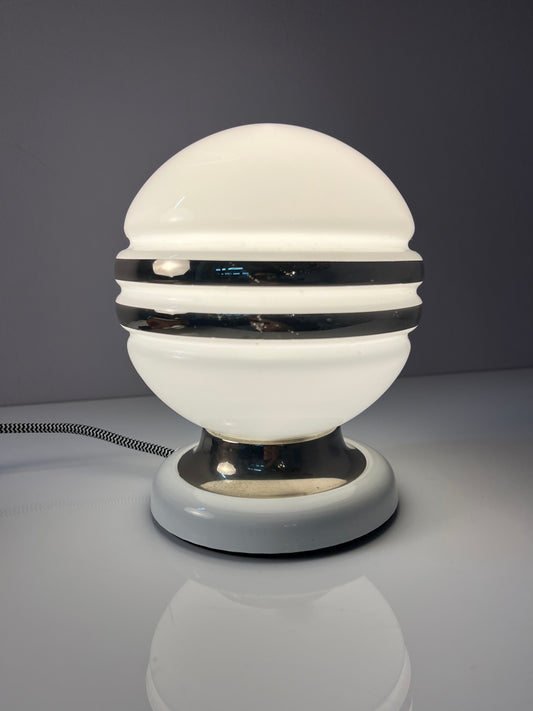 Kugel-Tischlampe weiß Chrom