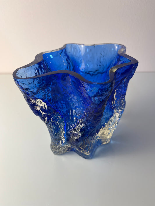 Vase blau Glas von Kai Blomqvist für Riihimaki / Riihimaen Lasi Oy