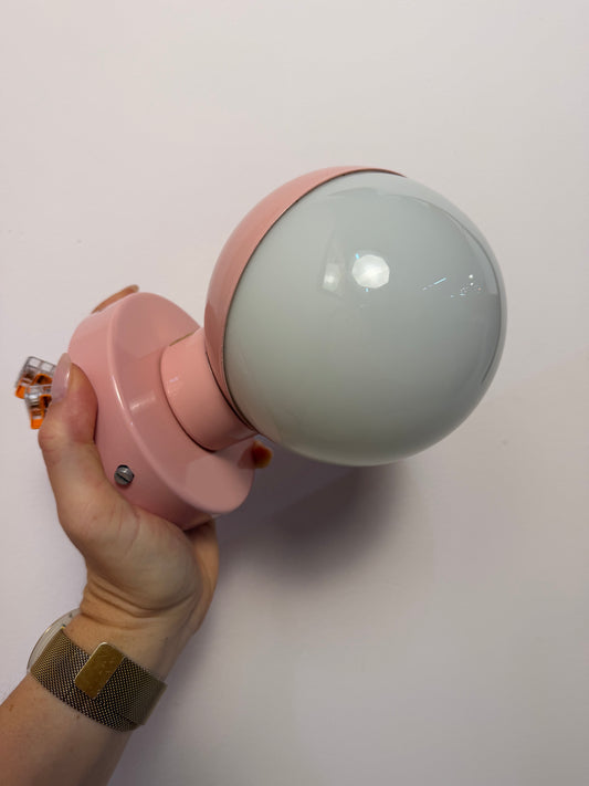 Wandlampe Typ 0330 rosa aus Dänemark