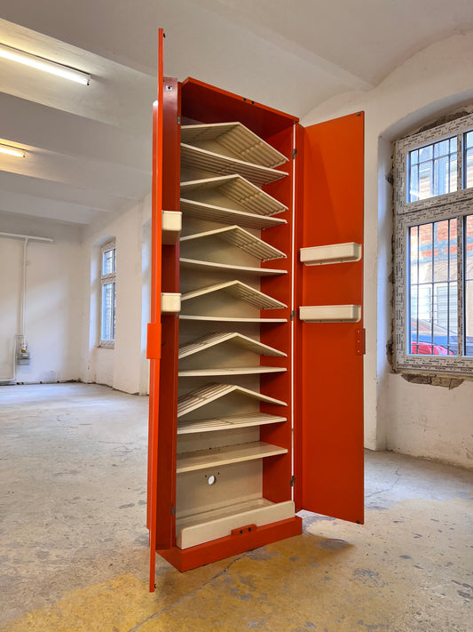 Schuhschrank orange von Schönbuch