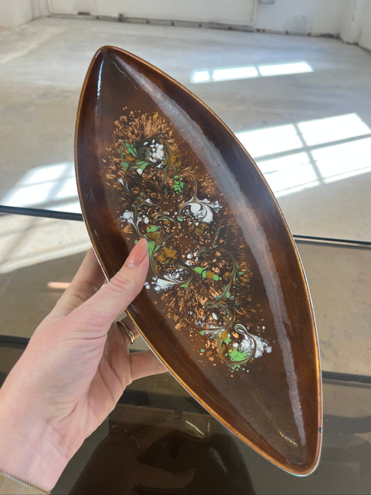 Längliche Schale braun grün Emaille