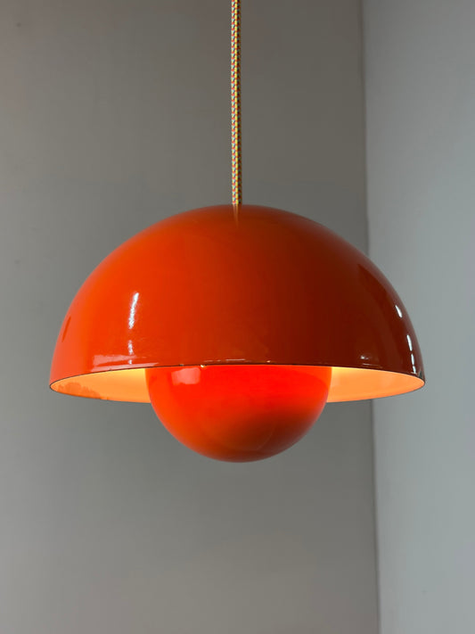 Hängelampe Flowerpot VP1 orange von Verner Panton für Louis Poulsen