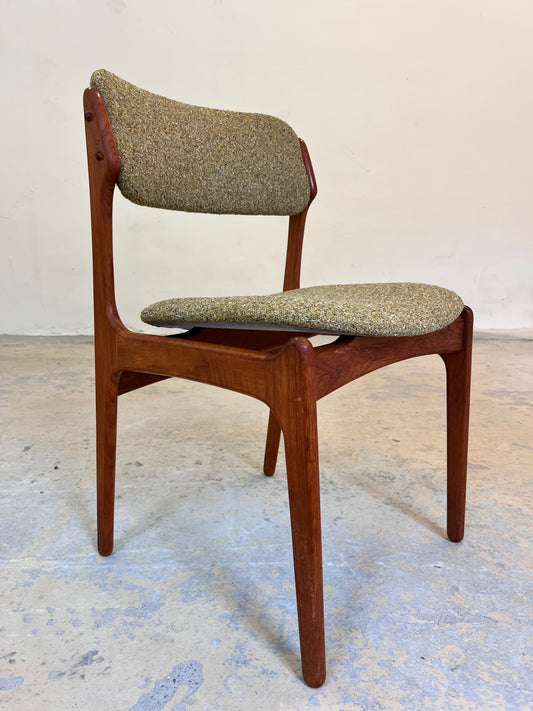 Polsterstuhl grün Teak neu gepolstert von Erik Buch