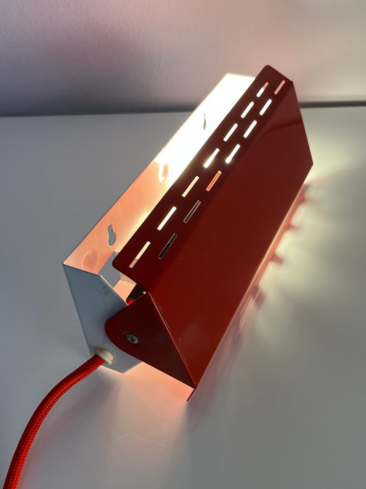 Wandlampe Twist Type 124 rot von Knud Christensen Electronic
