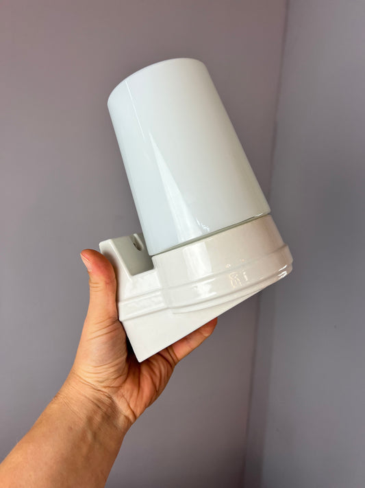 Set: 2x Wandlampe Modell 6070 weiß Sigvard Bernadotte für Ifö