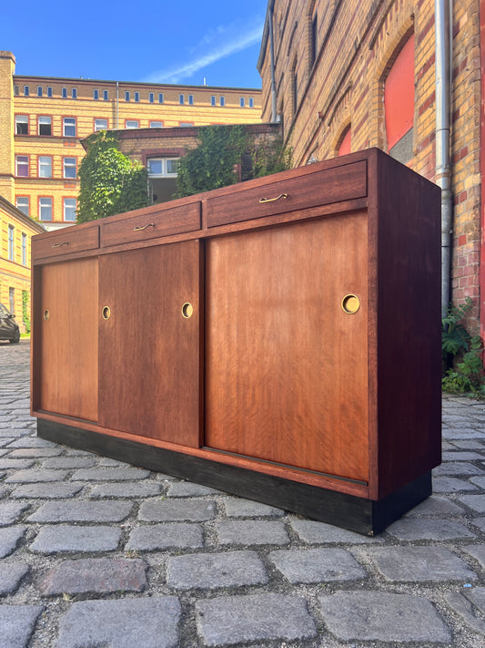 Schuhschrank Teak mit Messinggriffen aus Dänemark